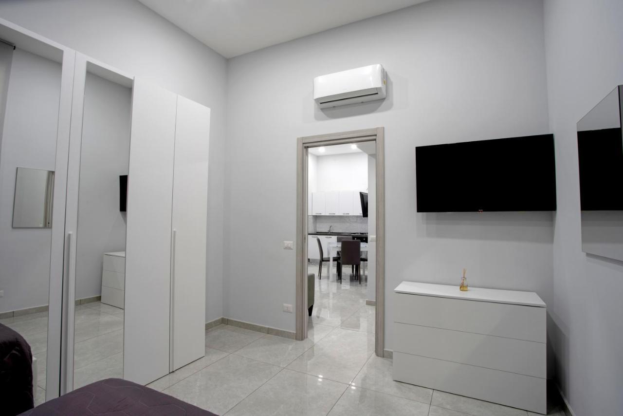 Giovi'S Apartments 卡斯特拉玛雷帝斯达比亚 外观 照片