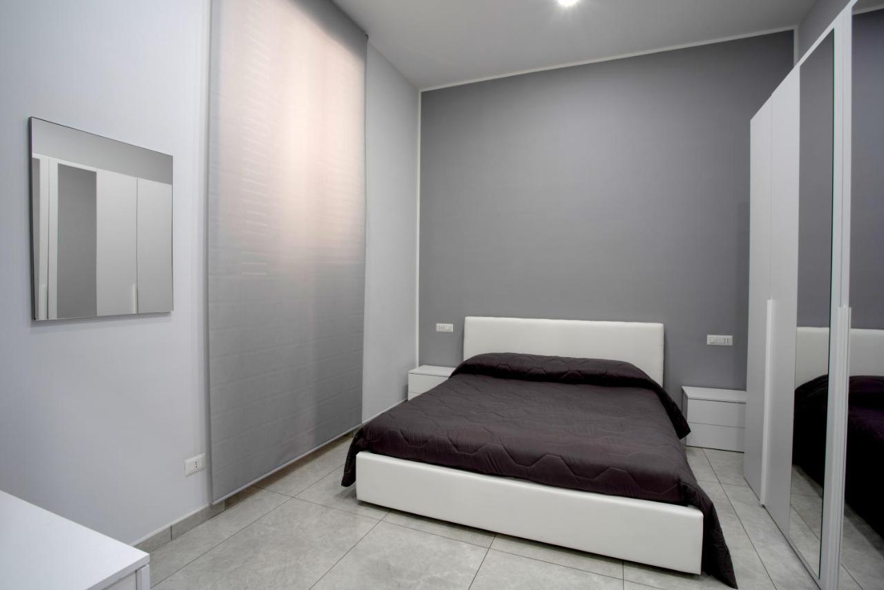 Giovi'S Apartments 卡斯特拉玛雷帝斯达比亚 外观 照片