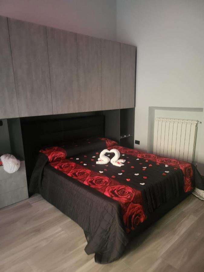 Giovi'S Apartments 卡斯特拉玛雷帝斯达比亚 外观 照片