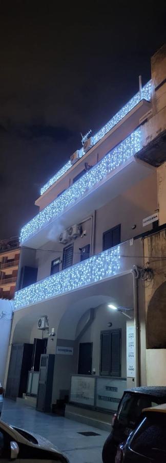 Giovi'S Apartments 卡斯特拉玛雷帝斯达比亚 外观 照片